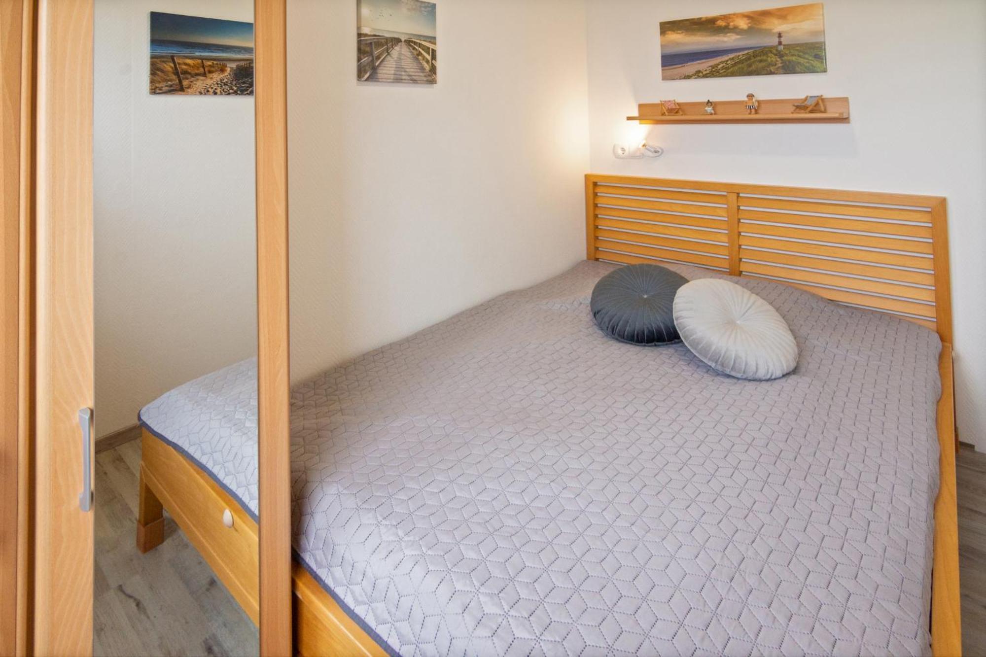 Friesenstuebchen Daire Dornumersiel Dış mekan fotoğraf